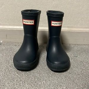 Toddler Hunter Rain boots (size 5)